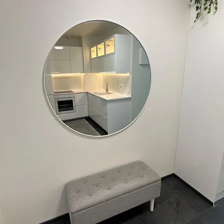 Kuriren - Location And Ac! Apartment