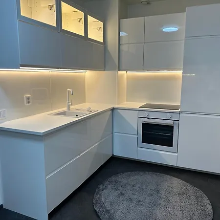 Kuriren - Location And Ac! *