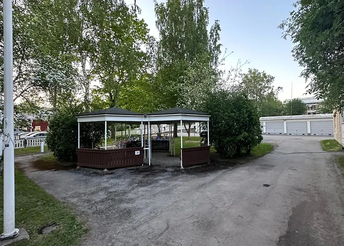 Kuriren - Location And Ac! Huoneisto Vaasa